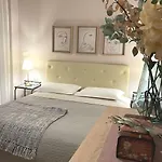 アパート Tirana_cliche_apartment *